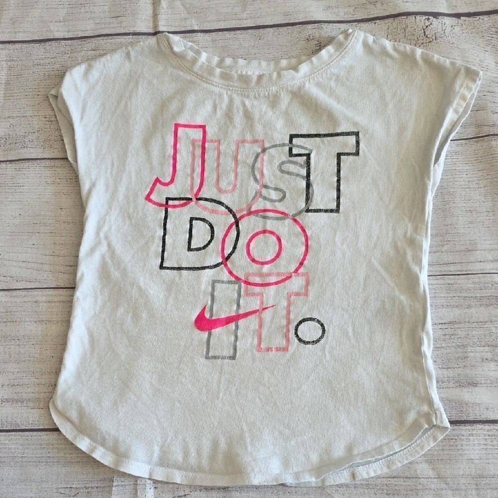 Nike Gray and Pink Short Sleeve Tee